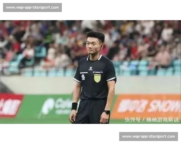 苏超铁哨柔情：高颜值裁判陆爽的微笑执法哲学