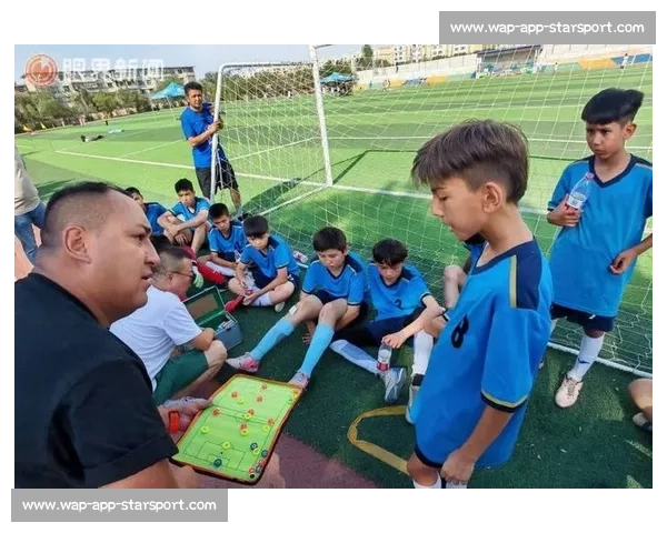 喀什杯青少年足球发展交流会：丝路青训新起点