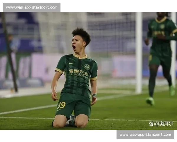 武磊 1000 万欧领跑中国球员历史身价榜，王钰栋并列第七创纪录